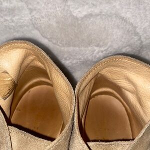 Todd Snyder Men's Chukka Boots in Light Brown Suede